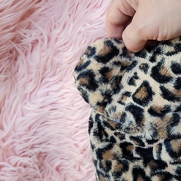 SO brand Leopard faux fur hat - Picture 6 of 6